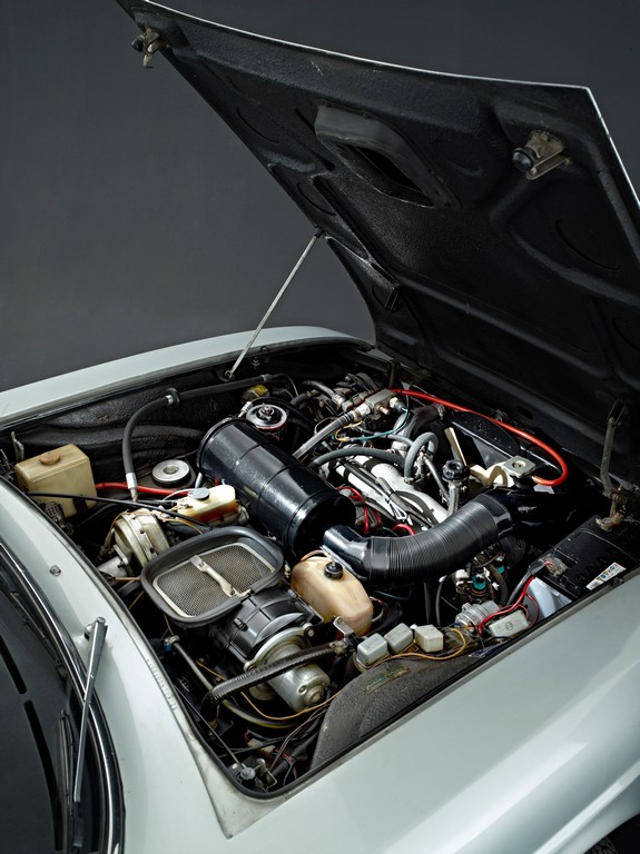Lancia 2000HF