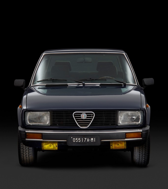 Alfa Alfetta 2000 blindata